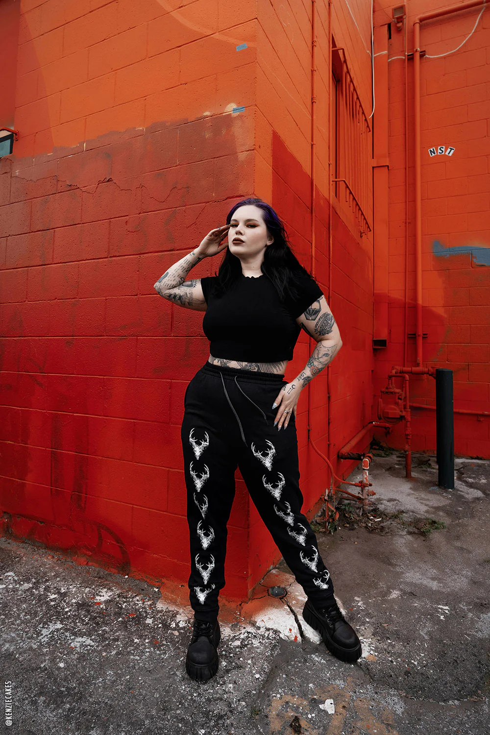 Wendigo Skull Joggers - Image 9