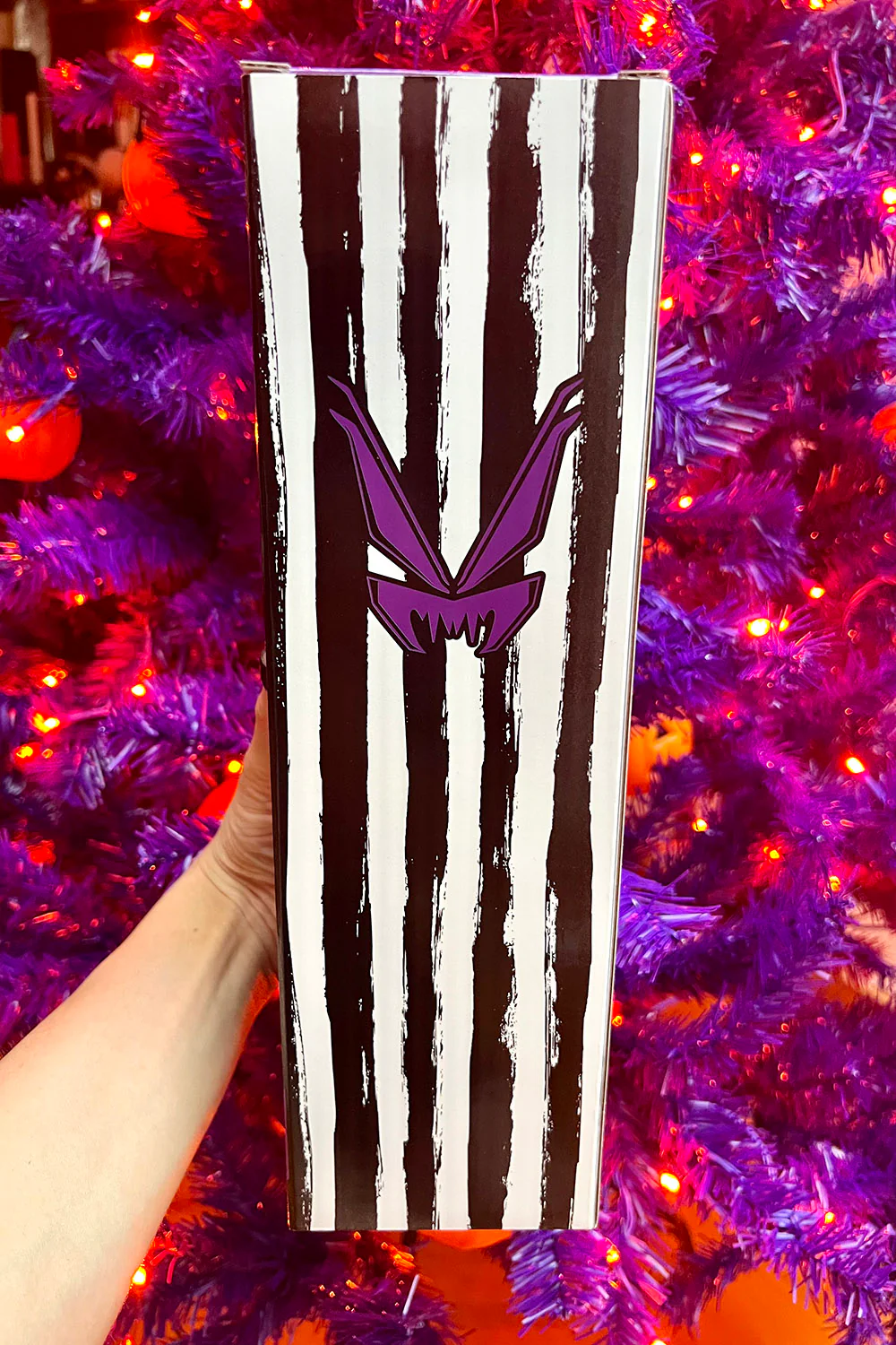 Werewolf 24 Oz Water Bottle Tumbler - Image 9