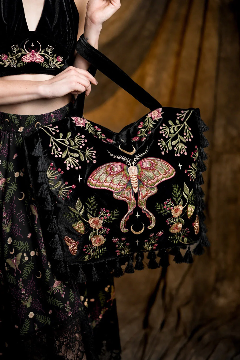 Wilderwood Velvet Bag - Image 4