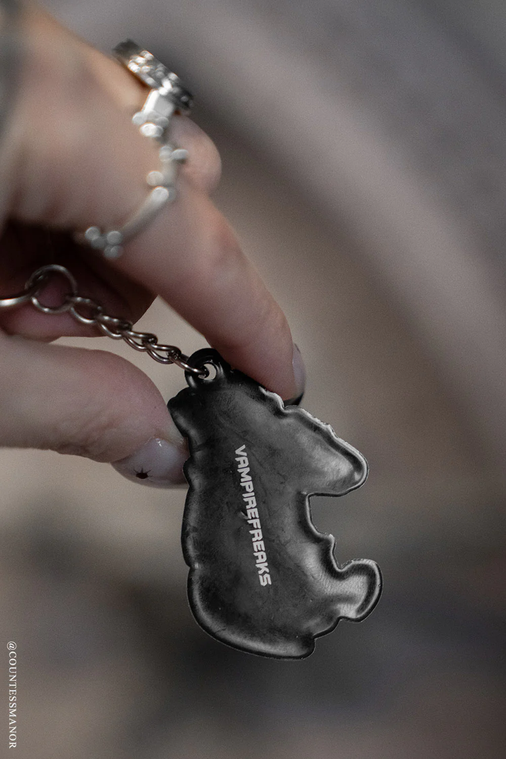 Winnie The Pooh's Bloody Honey Keychain - Image 3