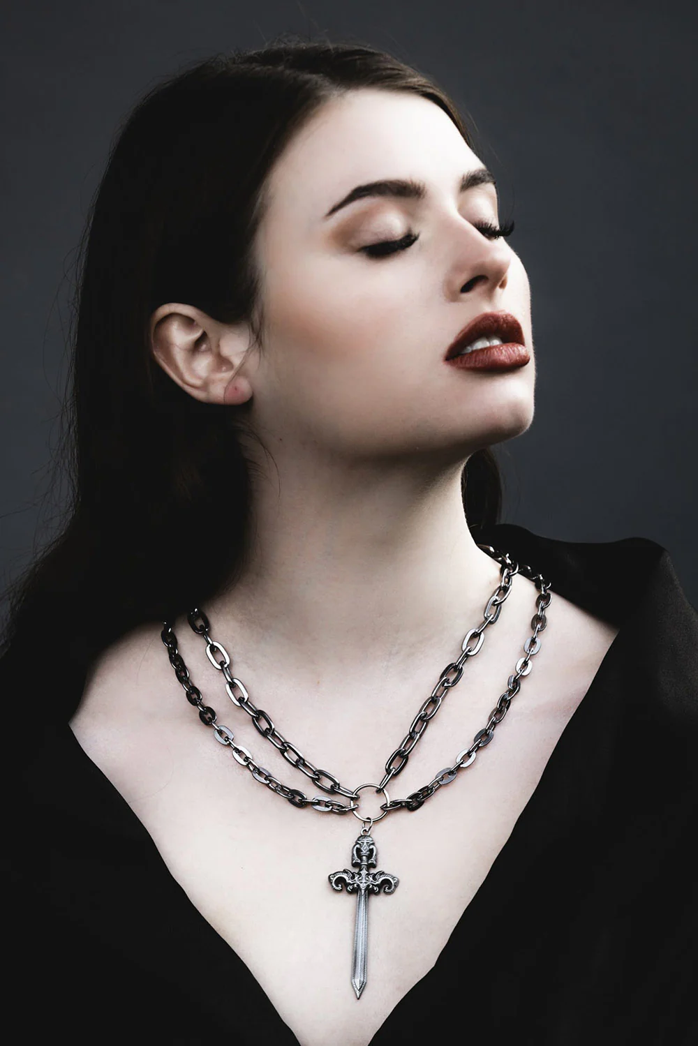 Woe Blade Necklace - Image 2